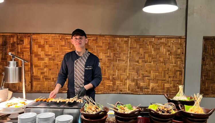 Batiqa Hotel Palembang hadirkan Paket All You Can Eat Di Weekends.