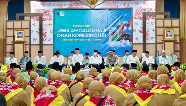 Sebanyak 217 Calon Jemaah Haji Kabupaten Ogan Komering Ilir resmi dilepas untuk berangkat ke Tanah Suci.