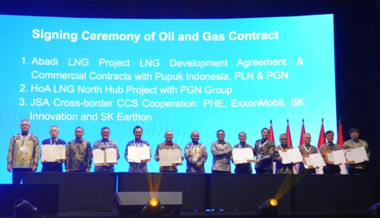 PGN lakukan MOU strategis pasokan gas bumi dan LNG pada IPA Convex 2026 di Jakarta.