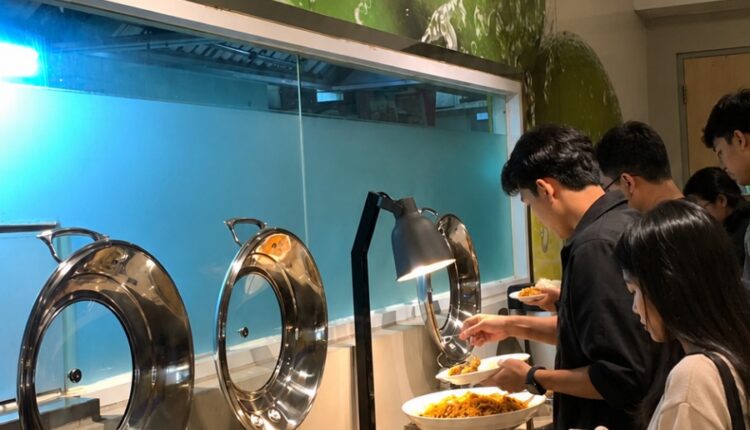 Sensasi kuliner dihadirkan Fave Hotel Palembang.